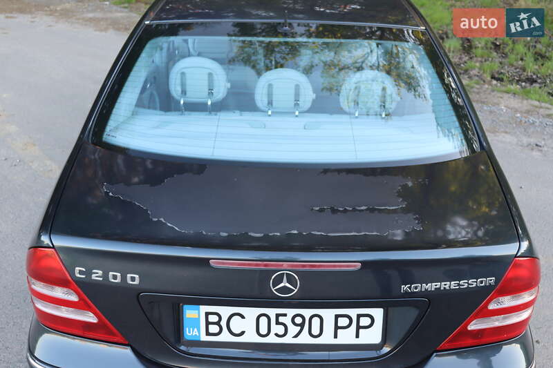 Седан Mercedes-Benz C-Class 2002 в Львове