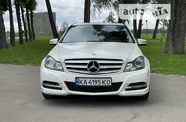 Mercedes-Benz C-Class 2011