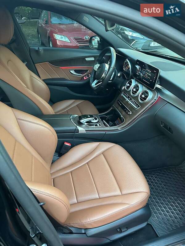Седан Mercedes-Benz C-Class 2018 в Киеве