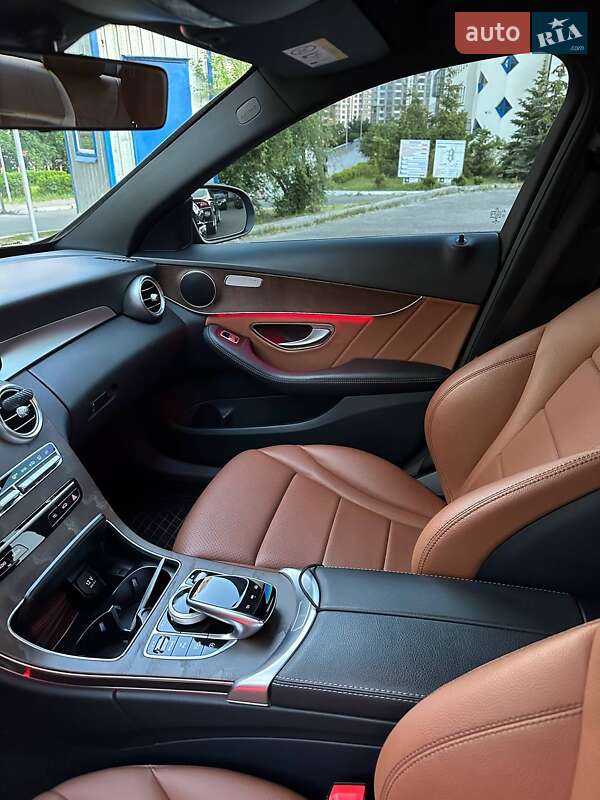 Седан Mercedes-Benz C-Class 2018 в Киеве