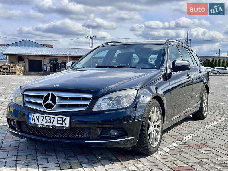 Универсал Mercedes-Benz C-Class 2008 в Житомире