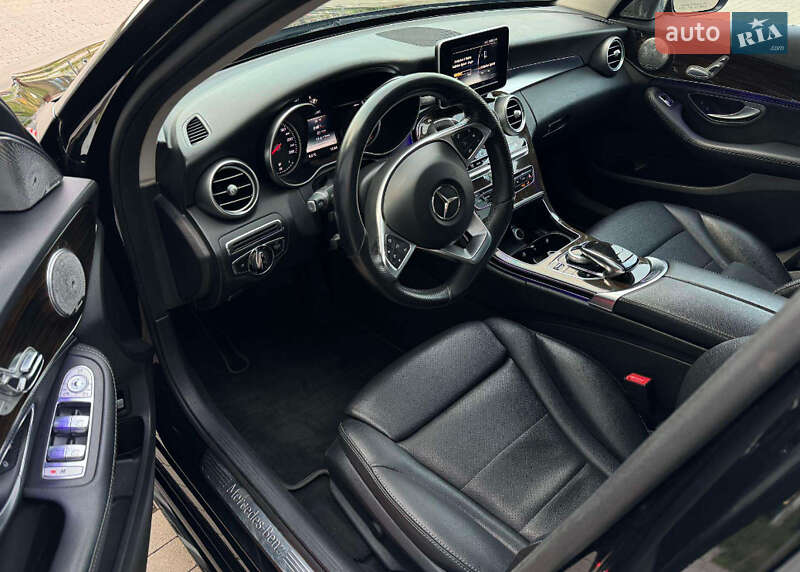 Седан Mercedes-Benz C-Class 2015 в Сумах