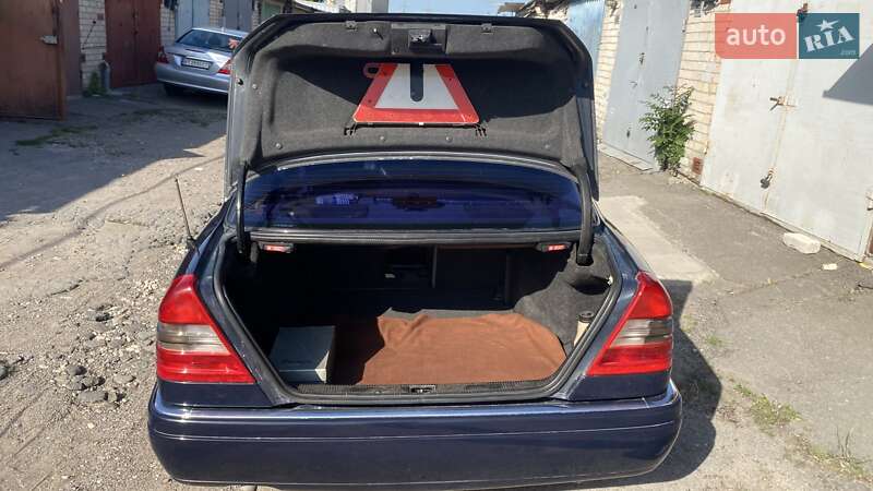 Седан Mercedes-Benz C-Class 1994 в Херсоне