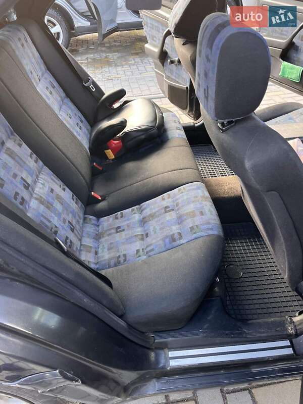 Седан Mercedes-Benz C-Class 1996 в Гайвороне