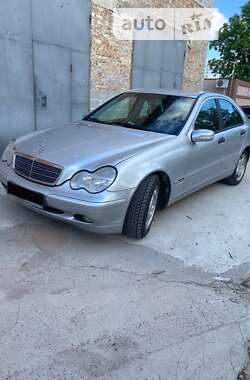 Седан Mercedes-Benz C-Class 2000 в Кропивницькому