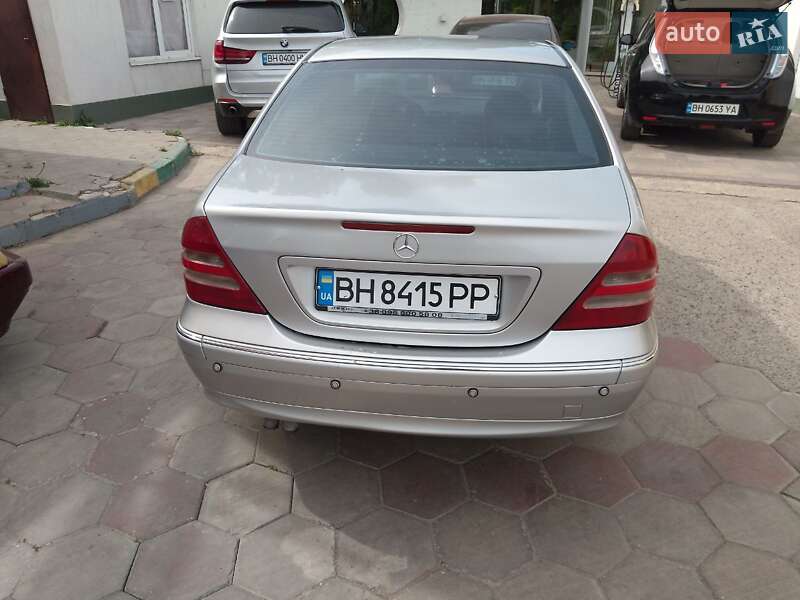 Седан Mercedes-Benz C-Class 2003 в Измаиле