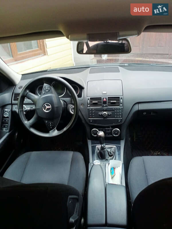 Універсал Mercedes-Benz C-Class 2009 в Косові фото 9 Універсал Mercedes-Benz C-Class 2009 в Косові