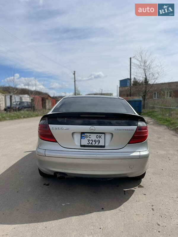 Купе Mercedes-Benz C-Class 2003 в Львове