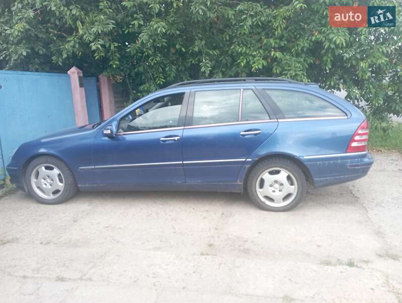 Універсал Mercedes-Benz C-Class 2003 в 
