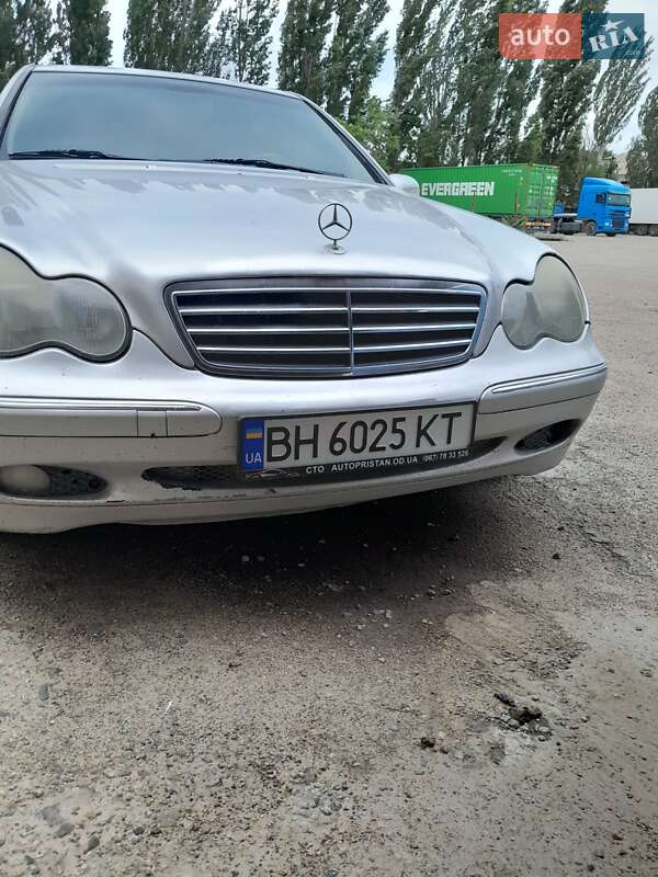 Mercedes-Benz C-Class 2003