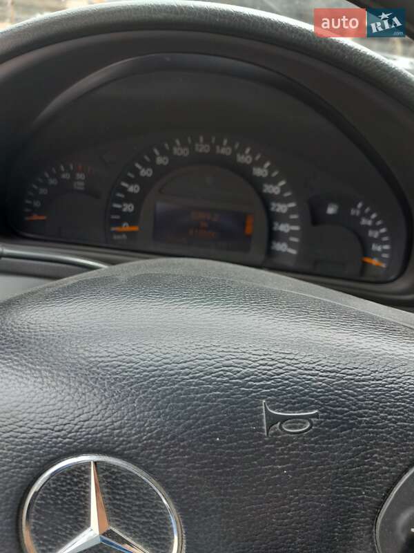 Седан Mercedes-Benz C-Class 2003 в Одесі фото 13 Седан Mercedes-Benz C-Class 2003 в Одесі
