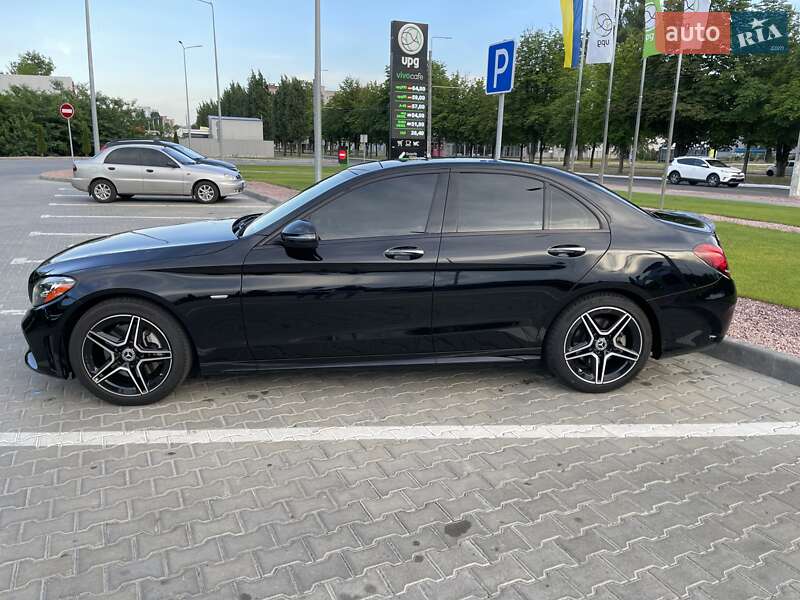 Седан Mercedes-Benz C-Class 2021 в Киеве