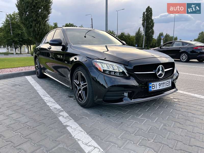 Седан Mercedes-Benz C-Class 2021 в Киеве