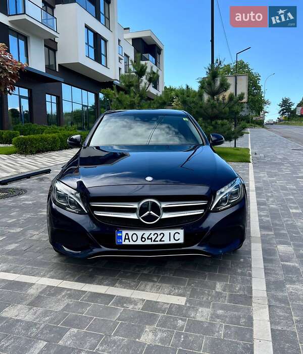 Седан Mercedes-Benz C-Class 2015 в Ужгороді