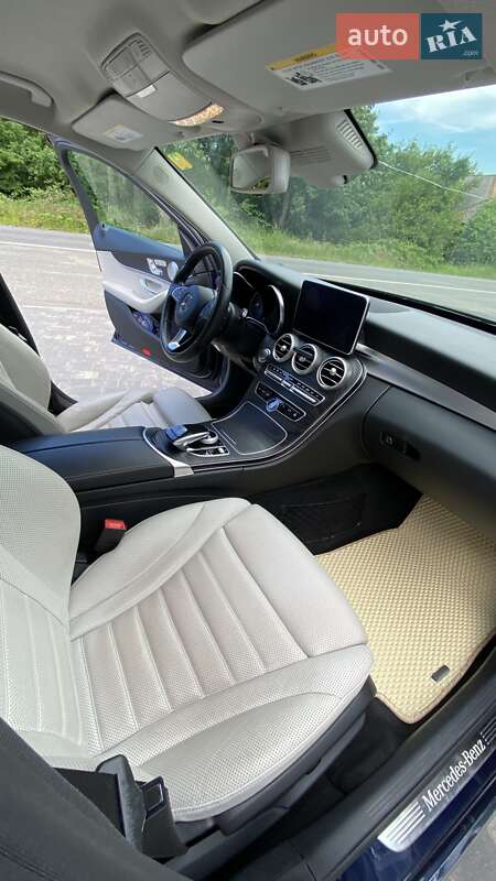 Седан Mercedes-Benz C-Class 2015 в Ужгороді