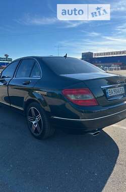 Седан Mercedes-Benz C-Class 2010 в Кропивницькому