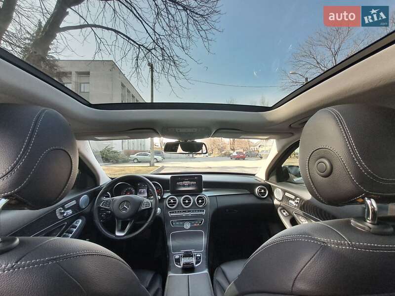 Седан Mercedes-Benz C-Class 2016 в Днепре