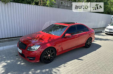 Mercedes-Benz C-Class 2012