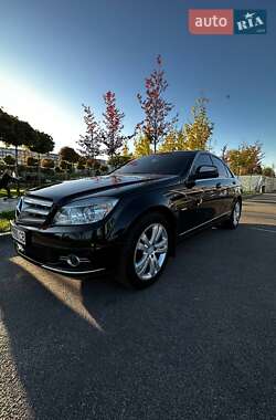 Седан Mercedes-Benz C-Class 2008 в Днепре