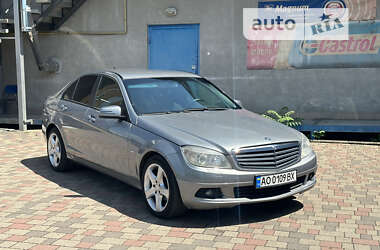 Mercedes-Benz C-Class 2009