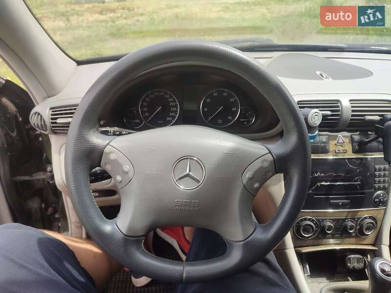 Универсал Mercedes-Benz C-Class 2005 в Дружковке