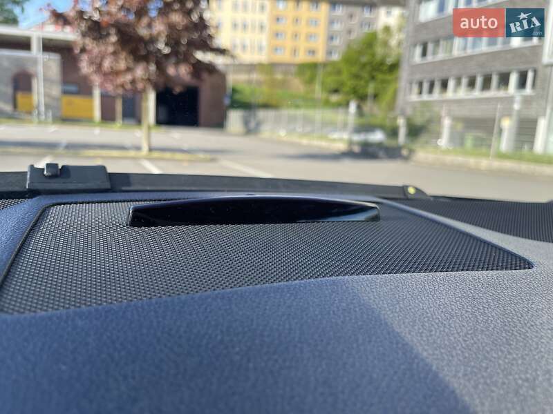 Универсал Mercedes-Benz C-Class 2011 в Черновцах