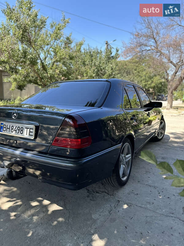 Седан Mercedes-Benz C-Class 1997 в Измаиле