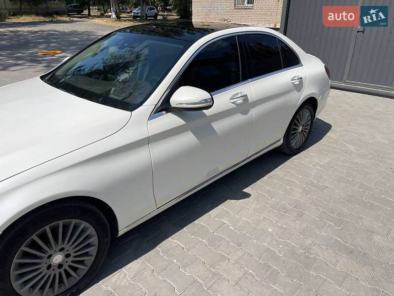 Седан Mercedes-Benz C-Class 2014 в Кривом Роге