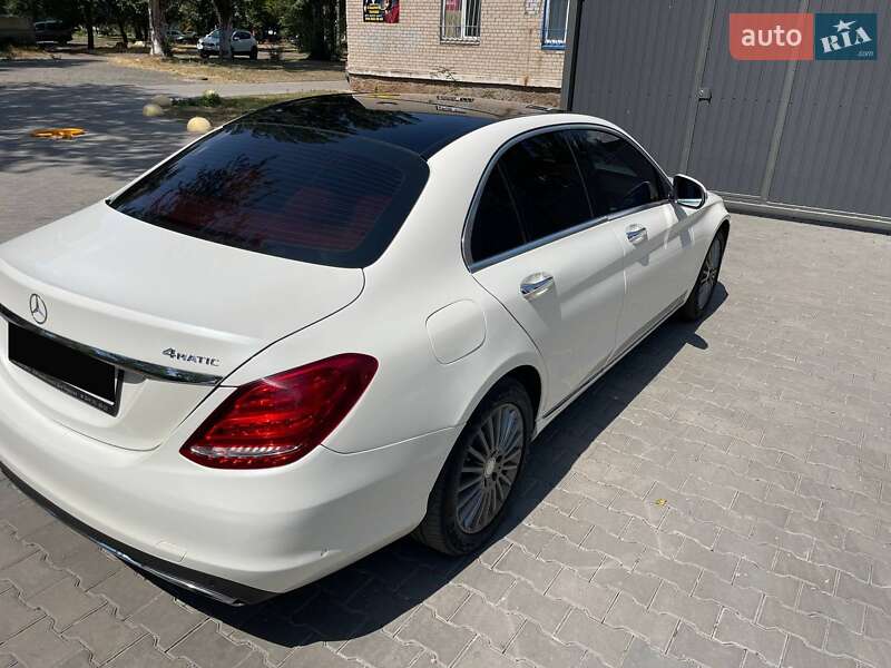Седан Mercedes-Benz C-Class 2014 в Кривом Роге