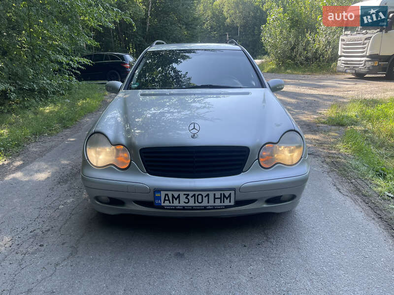 Универсал Mercedes-Benz C-Class 2003 в Житомире фото 2 Универсал Mercedes-Benz C-Class 2003 в Житомире
