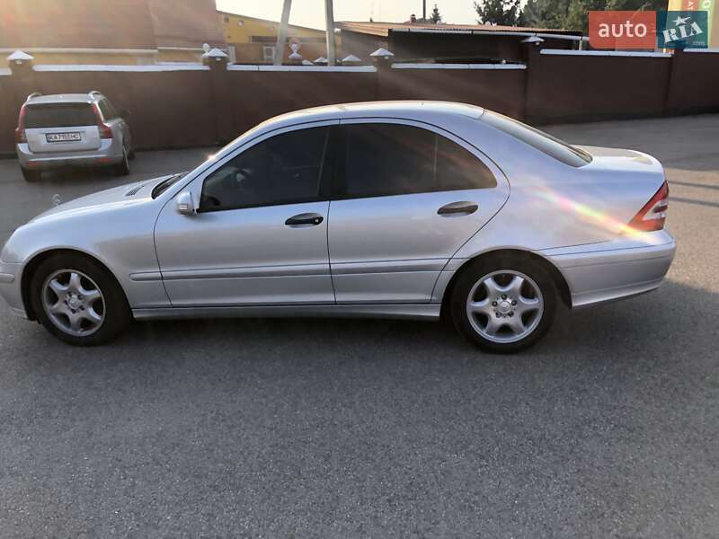 Седан Mercedes-Benz C-Class 2006 в Белой Церкви