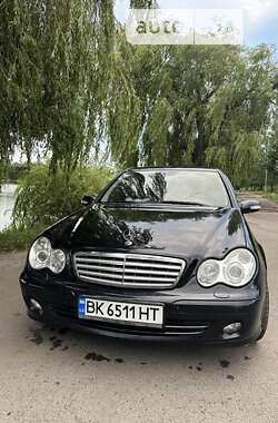 Седан Mercedes-Benz C-Class 2006 в Рівному