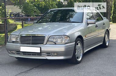 Седан Mercedes-Benz C-Class 1994 в Киеве