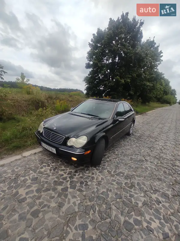 Mercedes-Benz C-Class 2004 VIN WDBRF40J34F531684 фото оголошення 5 з 52
