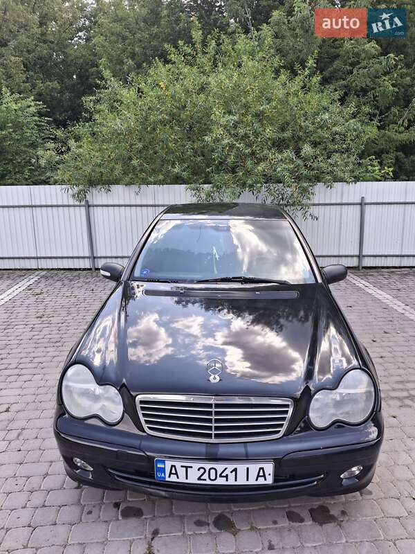 Седан Mercedes-Benz C-Class 2002 в Коломые