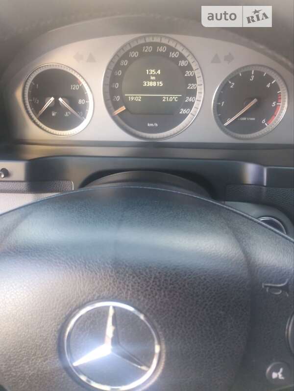 Седан Mercedes-Benz C-Class 2008 в Чернигове
