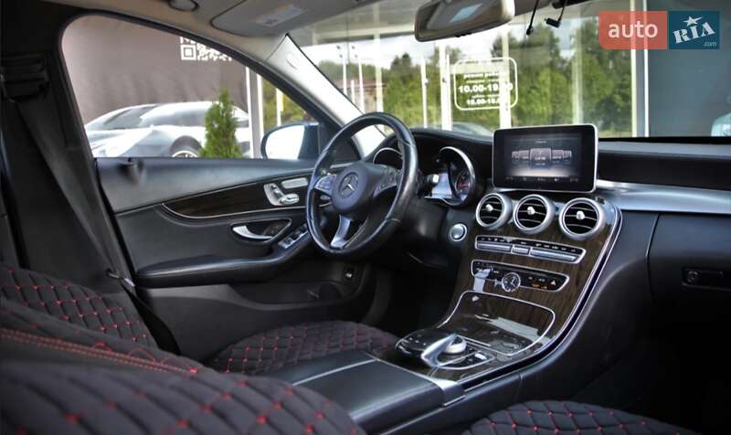 Седан Mercedes-Benz C-Class 2016 в Харкові