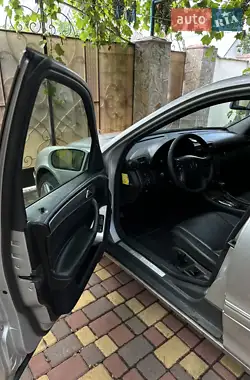 Mercedes-Benz C-Class 2000