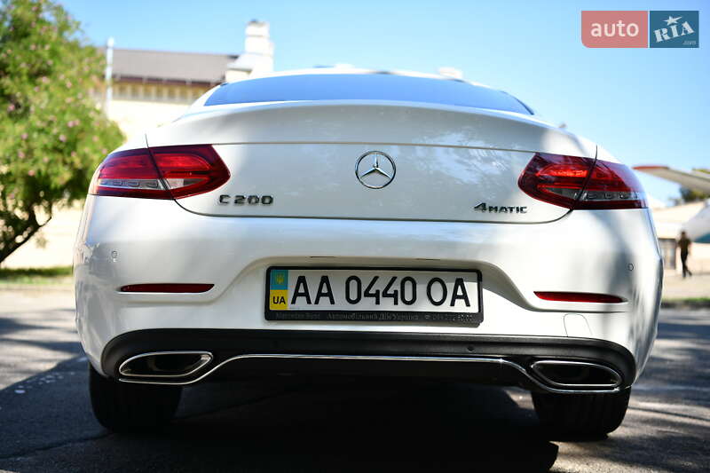 Купе Mercedes-Benz C-Class 2017 в Києві