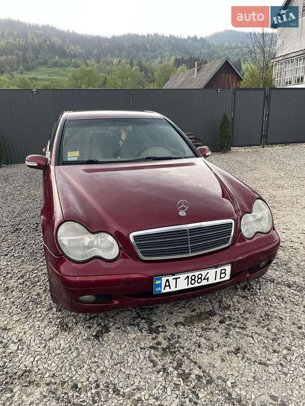 Седан Mercedes-Benz C-Class 2000 в Рахове