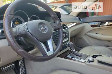 Купе Mercedes-Benz C-Class 2014 в Киеве