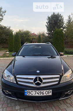 Універсал Mercedes-Benz C-Class 2011 в Мостиській