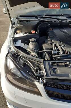 Купе Mercedes-Benz C-Class 2012 в 