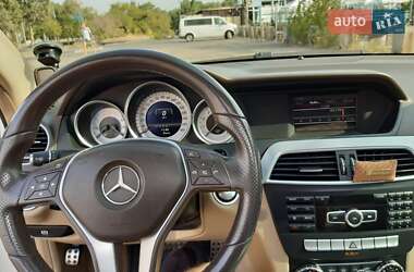 Купе Mercedes-Benz C-Class 2012 в 