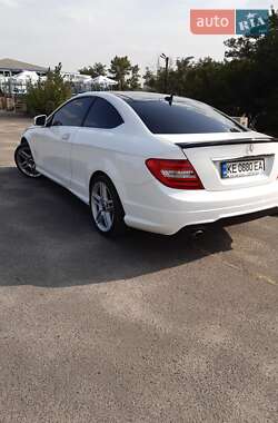 Купе Mercedes-Benz C-Class 2012 в 