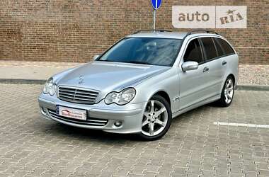 Універсал Mercedes-Benz C-Class 2005 в Одесі