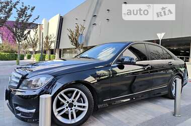 Седан Mercedes-Benz C-Class 2012 в Киеве