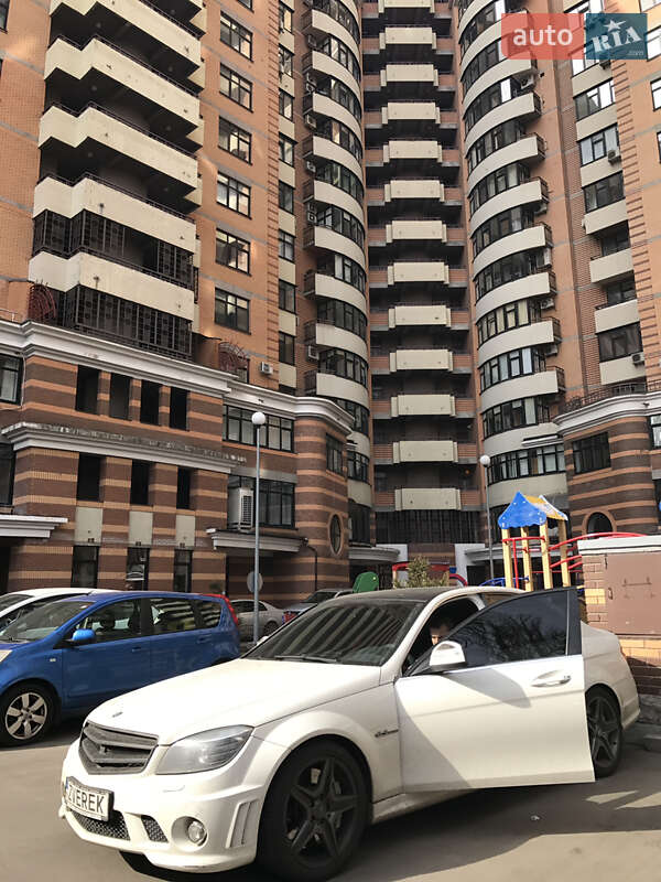 Седан Mercedes-Benz C-Class 2008 в Києві