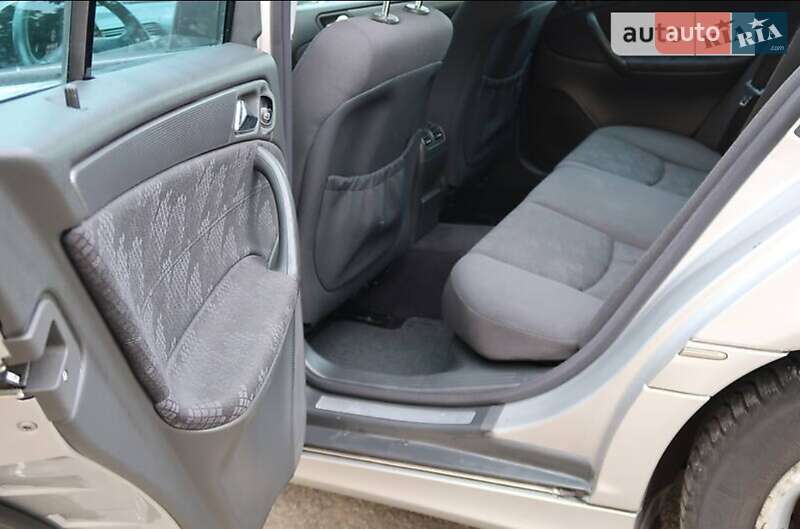 Универсал Mercedes-Benz C-Class 2002 в Василькове