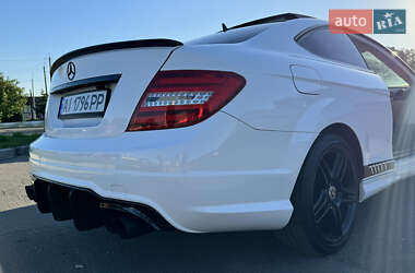 Купе Mercedes-Benz C-Class 2012 в 